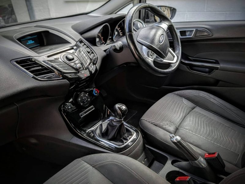Cockpit 2